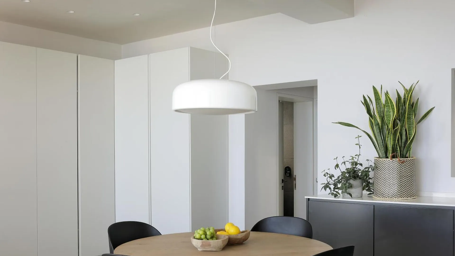Spacious Studio Apartment - Number 4702 Κέιπ Τάουν Νότια Αφρική