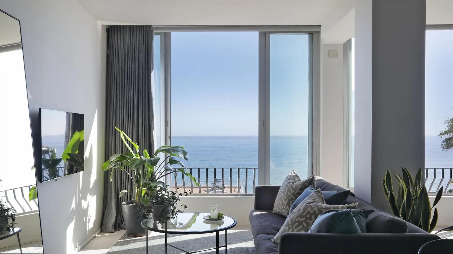 Spacious Studio Apartment - Number 4702 Κέιπ Τάουν