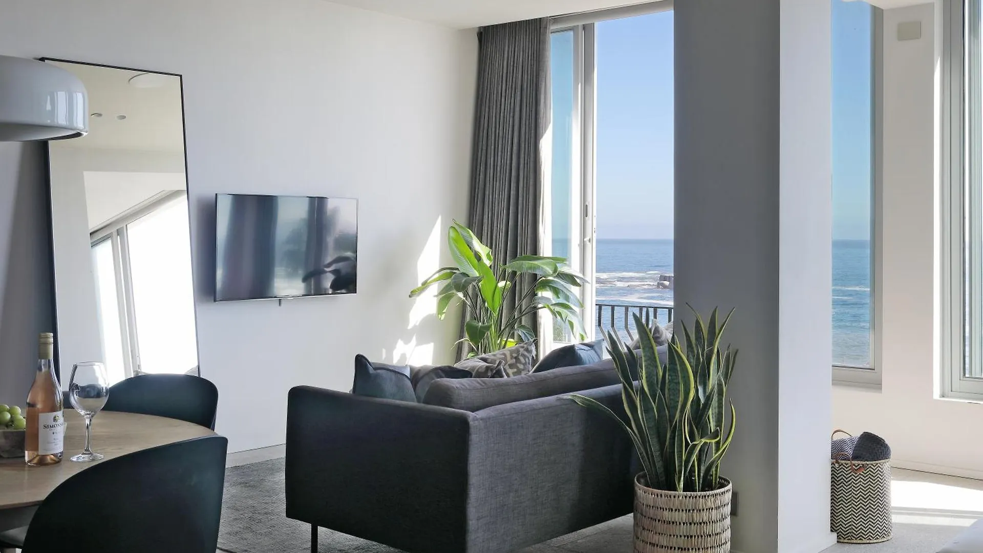 Spacious Studio Apartment - Number 4702 Κέιπ Τάουν